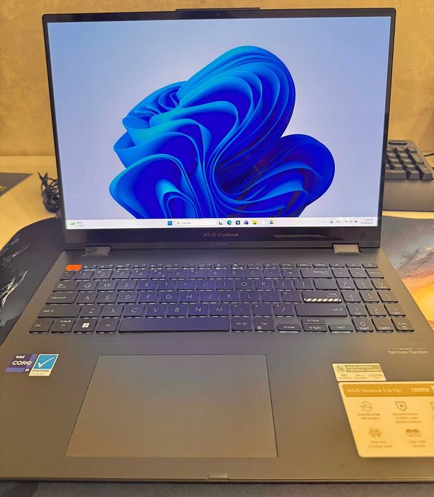 Laptop 2-în-1 ASUS Flip OLED 3.2K 120Hz, Procesor i9, Touchscreen