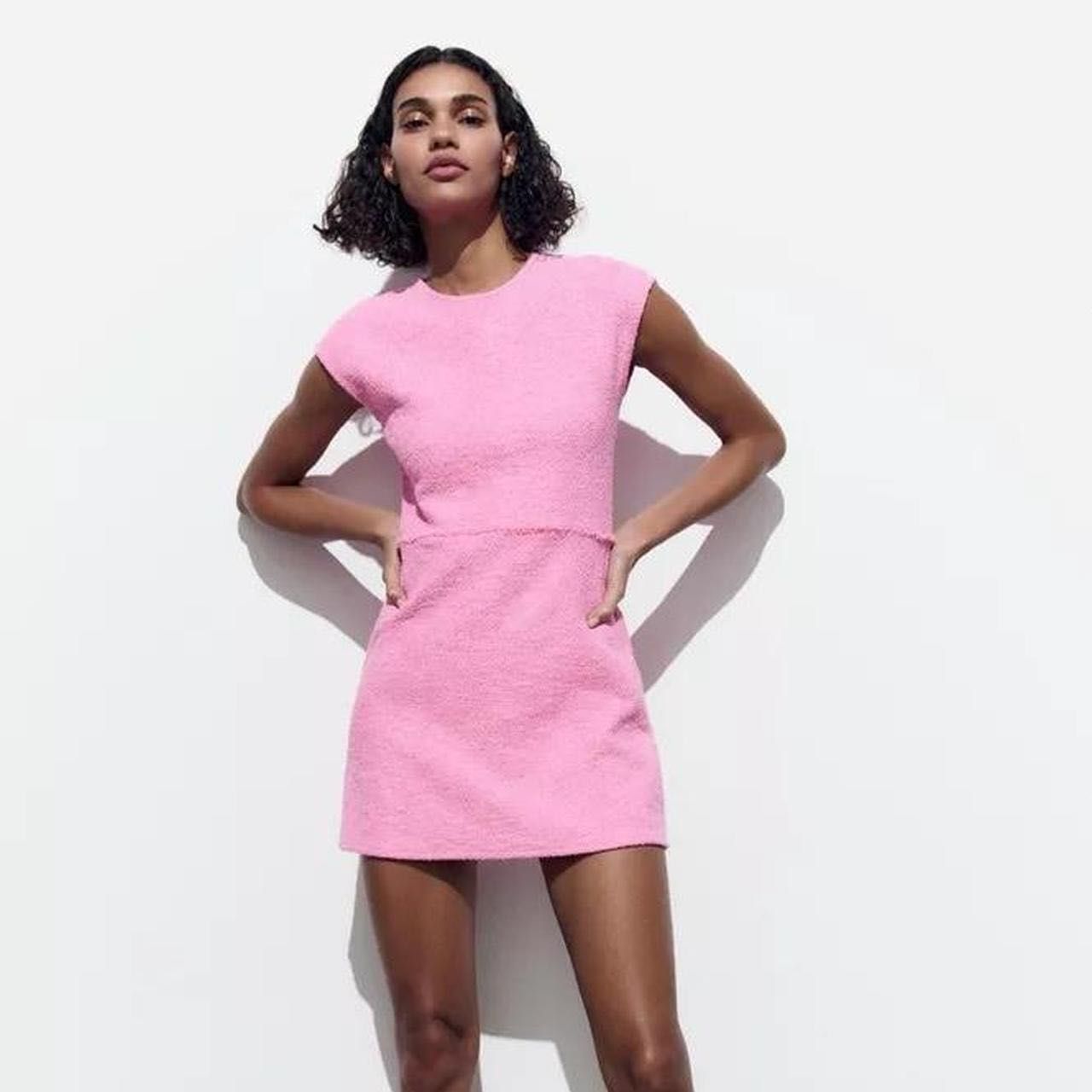 Чисто нова рокля  Zara