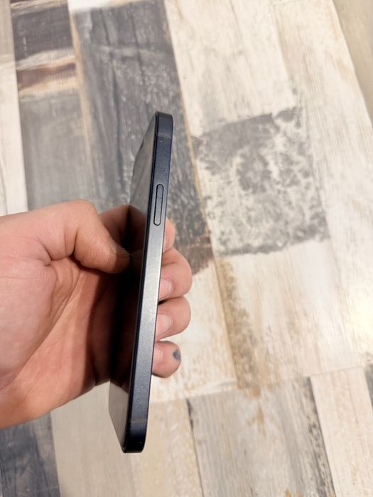 Vand iphone 12 64 gb