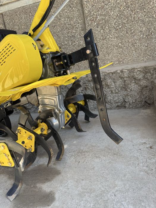 Бензиновый Культиватор Rolf