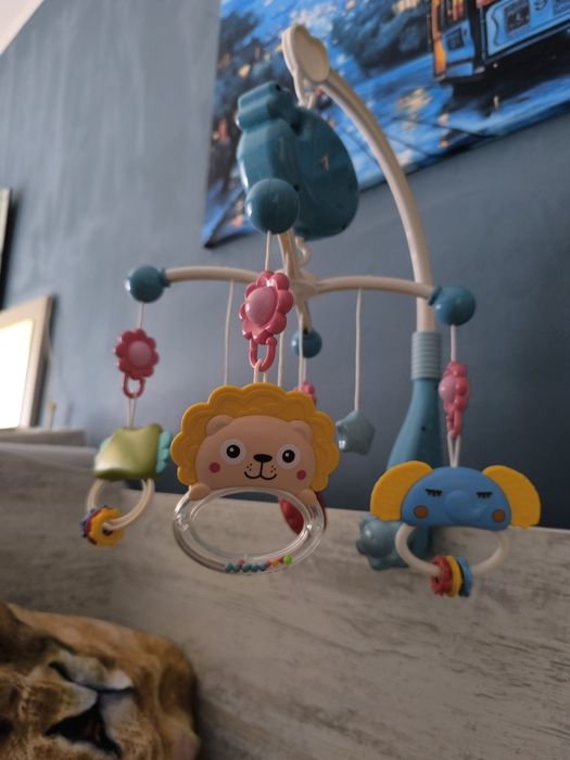 Въртележка за бебешко легло