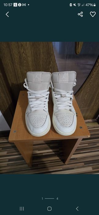 Vând adidași jordan 1