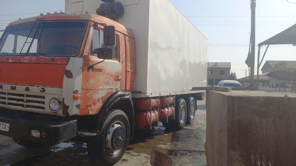 1987 yil kamaz sotiladi