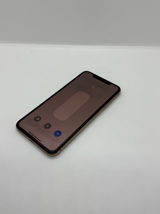 Iphone X S max sotiladi dastavka bor