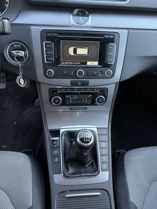 Passat B7 1.6 Diesel scaune ventilate si incalzite, parcare automata