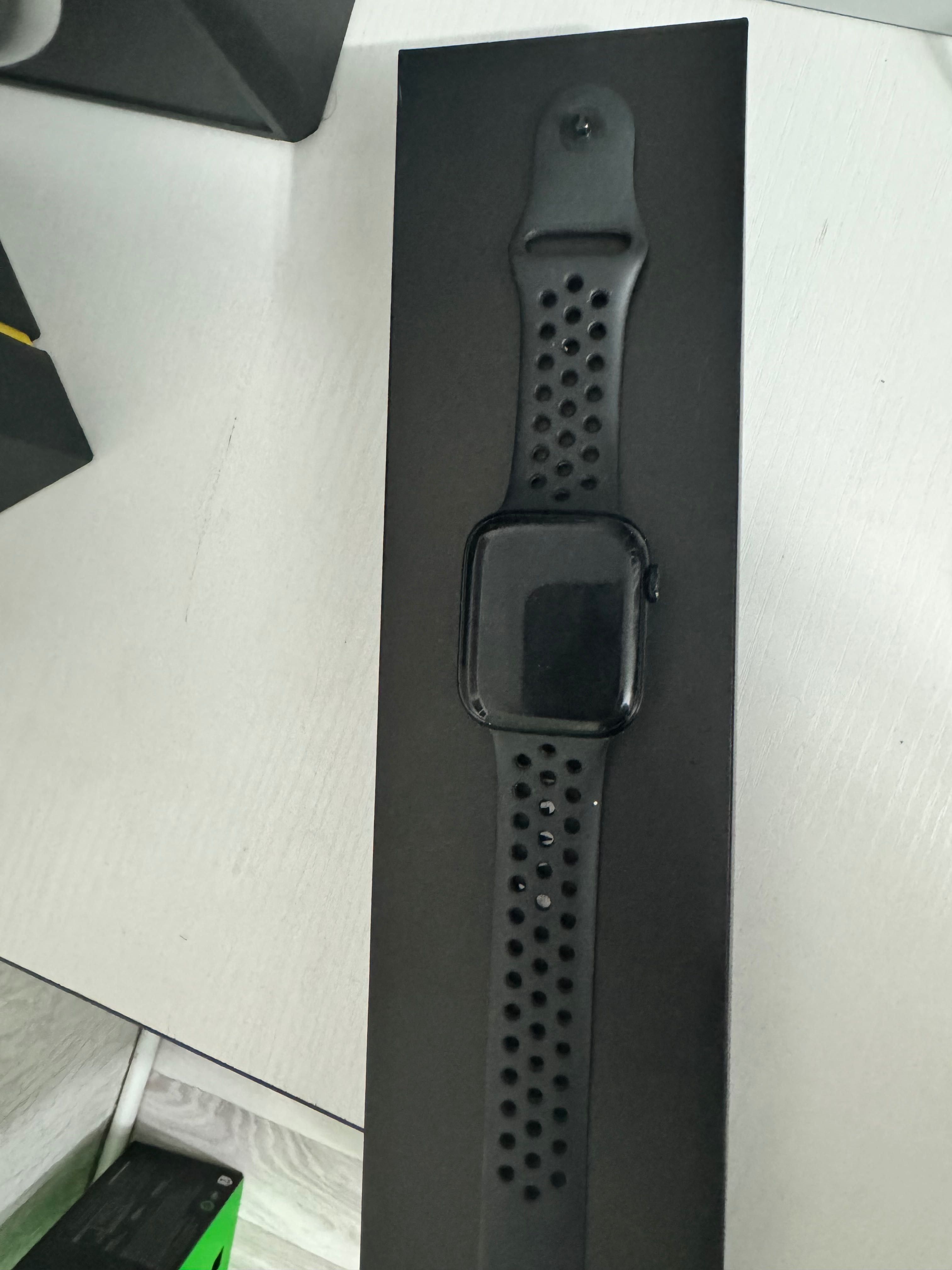 Apple Watch Series 7