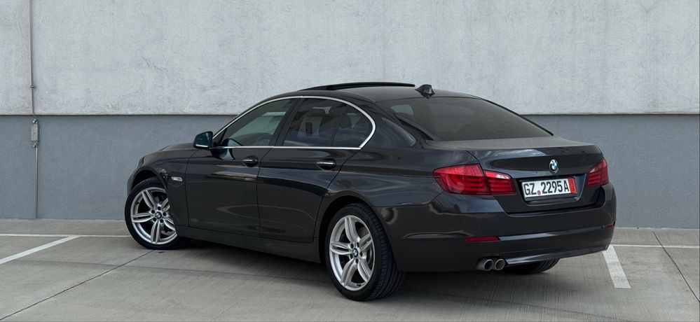 Bmw 520d *184cp* *2013* *TRAPA* *MEMORII* *INCALZIRE* *JANTE R19* NBT*