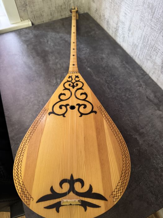 Продам! Новая домбра!