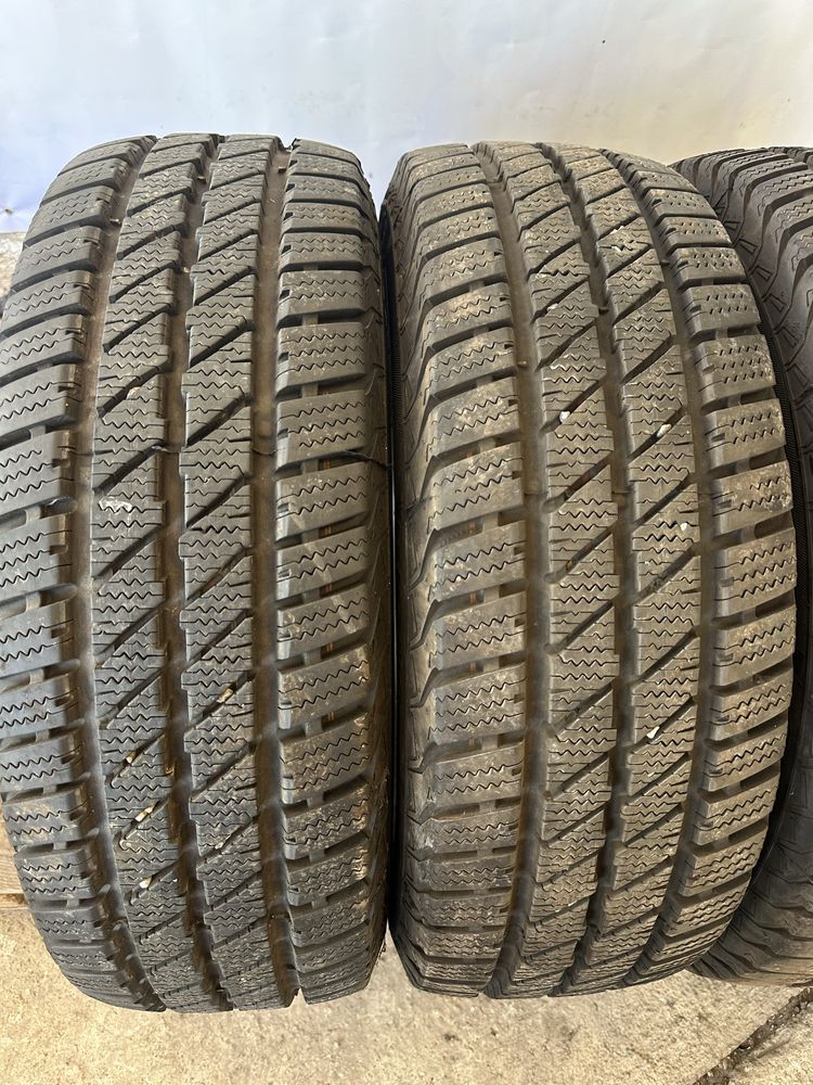205/65/16c за бус Viking 8pr 4броя дот22