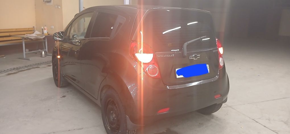 Спарк 2поз.сотилади