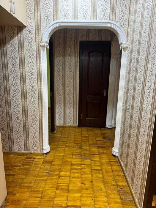 Срочно Продаётся квартира 3х Комнатный Авиасозлар 1