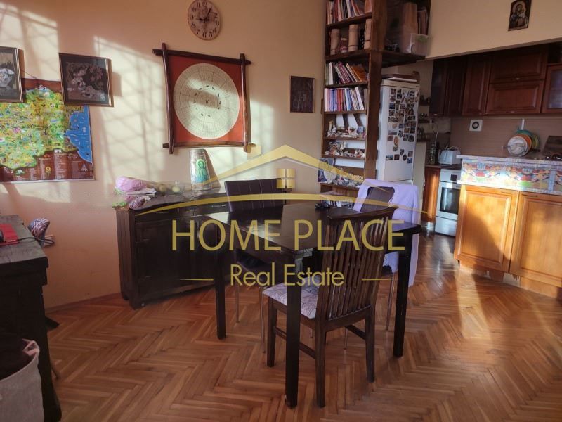 Продава се Тристаен апартамент в Варна, Спортна зала - 107 кв.м за 1729 €/кв.м - Снимка #2