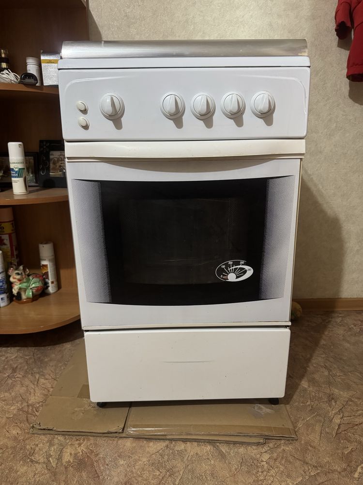 Продам газовую плиту