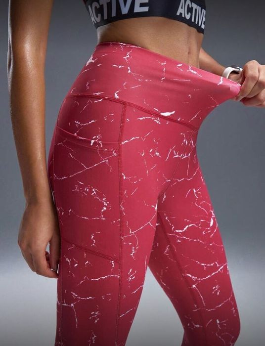 Дамски спортен сет