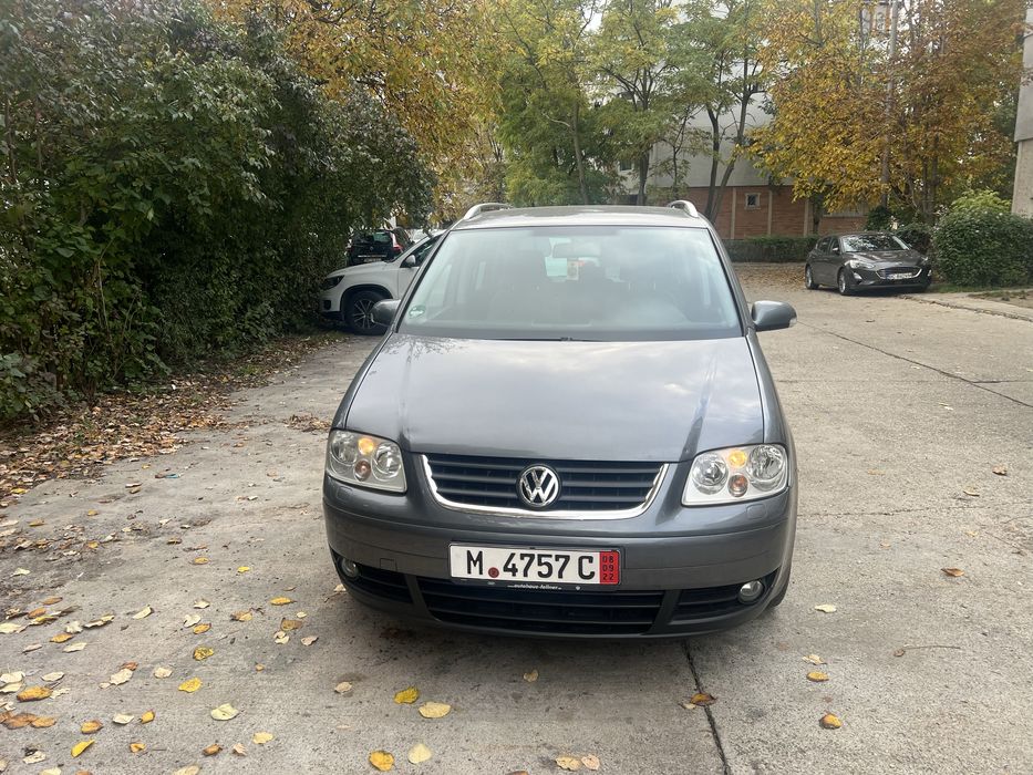 VW Touran 2.0TDI 140cp Automat