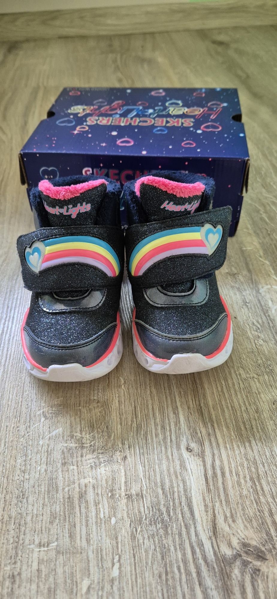 Детски светещи зимни боти Sketchers