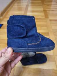 Cizme tip UGG de la H&M