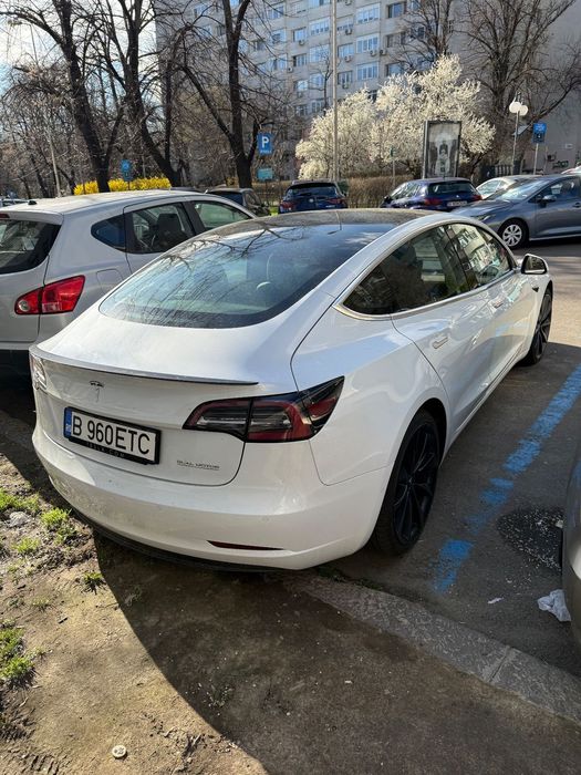 Tesla Model 3 Vând tesla model 3 performance dual motors 4x4 TVA deductibil