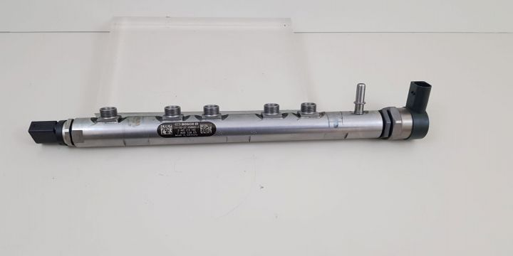 Rampa injectoare Bosch 780912805 BMW Seria 3 E90/E91/E92/E93