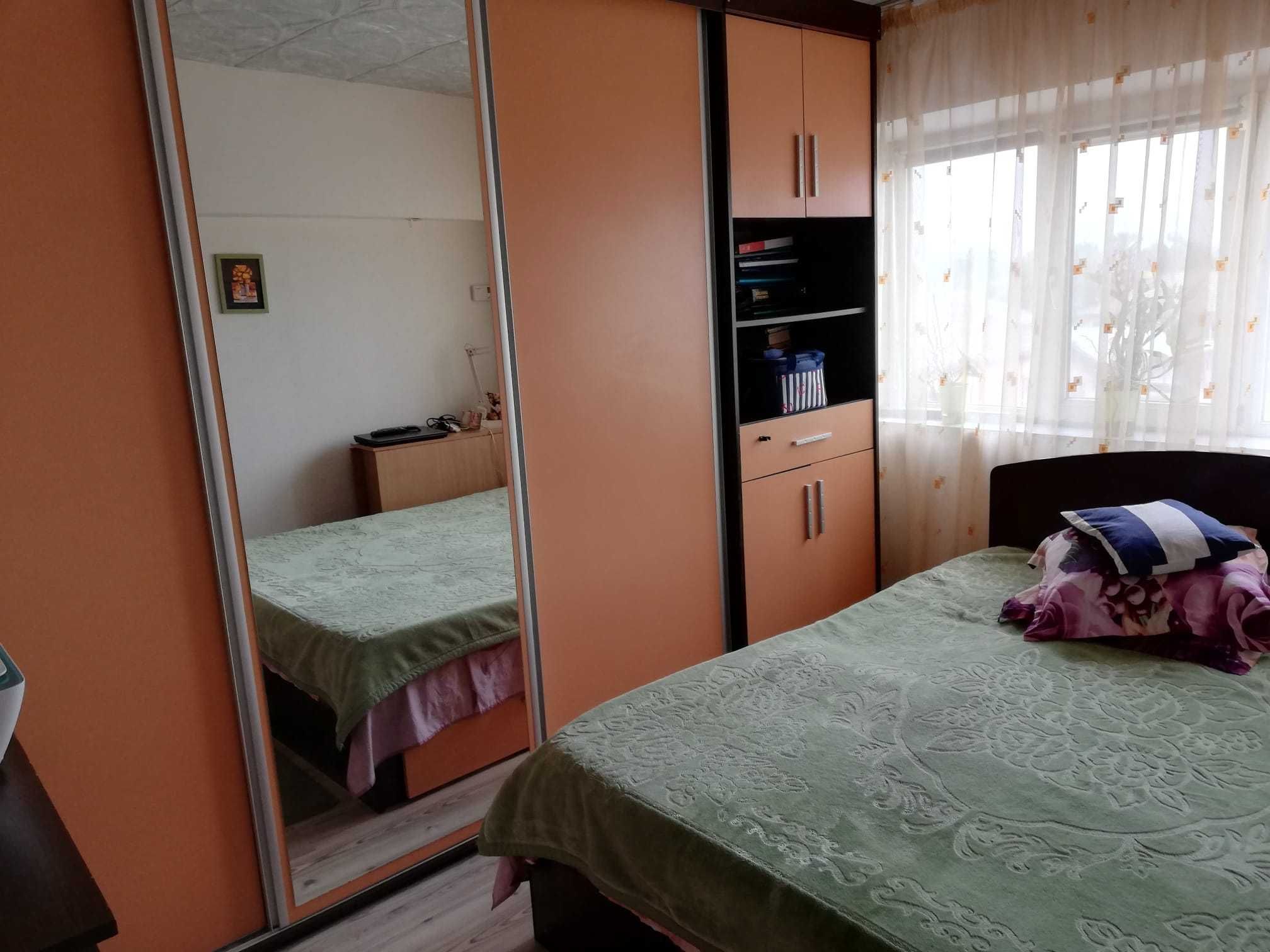 apartamente de vanzare roznov