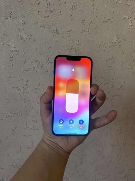 Iphone 13 в отличном состояние