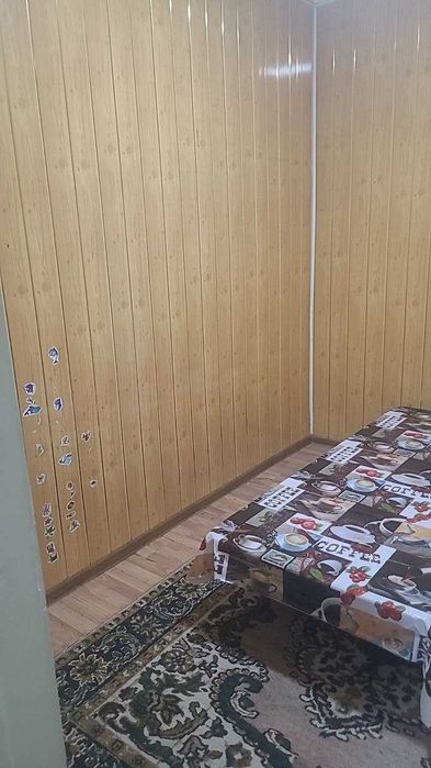 Uy sotiladi, 3 xonali, g'ishtli, Buxoro shahar