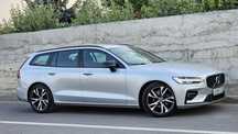 Volvo V60 R-Design 2021 2.0d 197cp Automat / Distronic Line BLIS / TOP