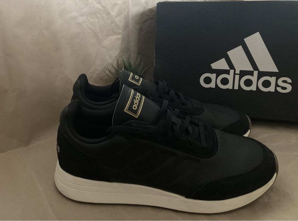 Adidas мъжки обувки / маратонки