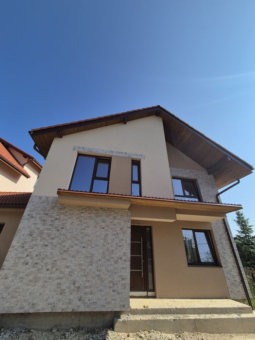 Vand Casa Feleacu cu gara-j 208 mp utili -550 mp teren