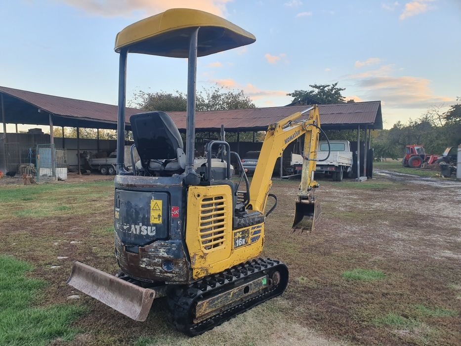 Excavator Komatsu PC 16 R 2006