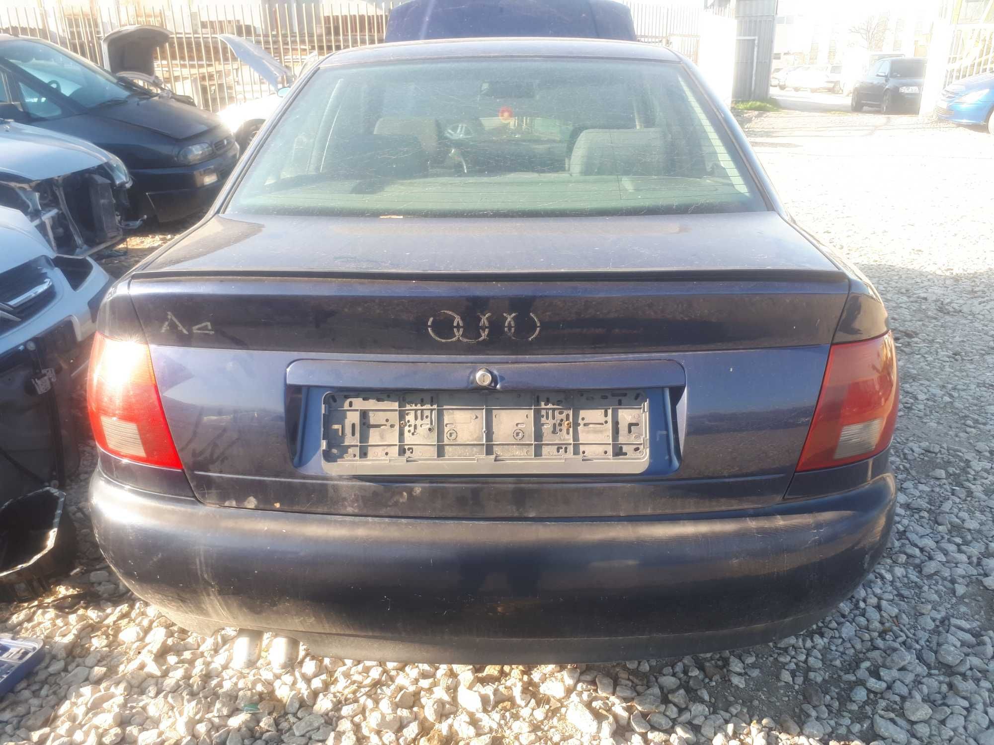 Audi A4 1.9 TDI 90кс На части