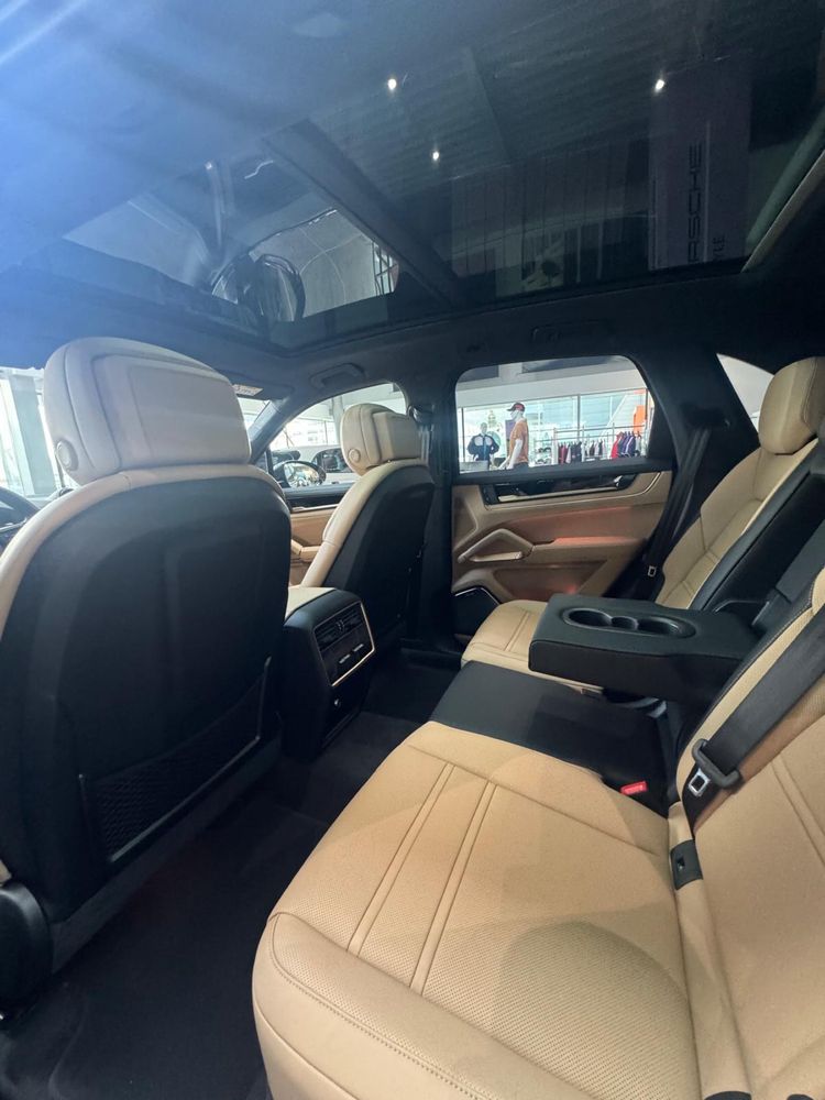 Porsche Cayenne S V8 3996 cmc 474 cp 13.000 km
