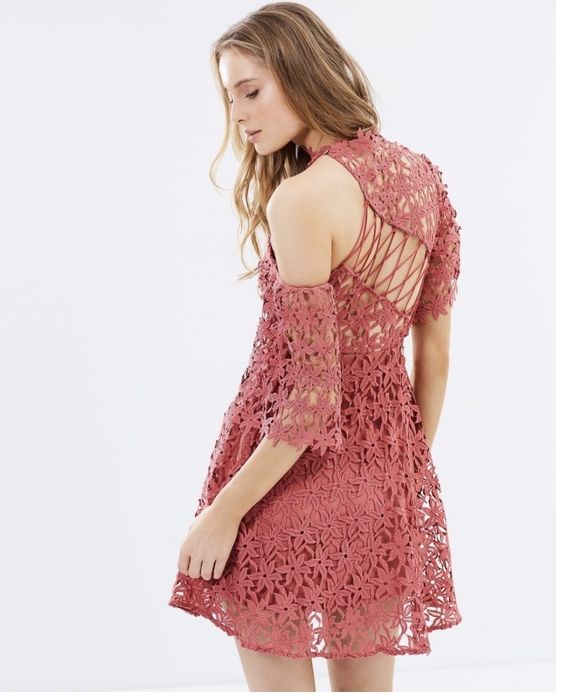 Малко бижу ново keepsake the label