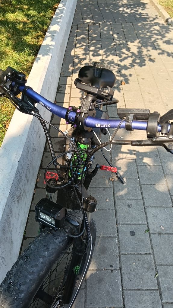 Bicicleta electrica cu 3 bateri