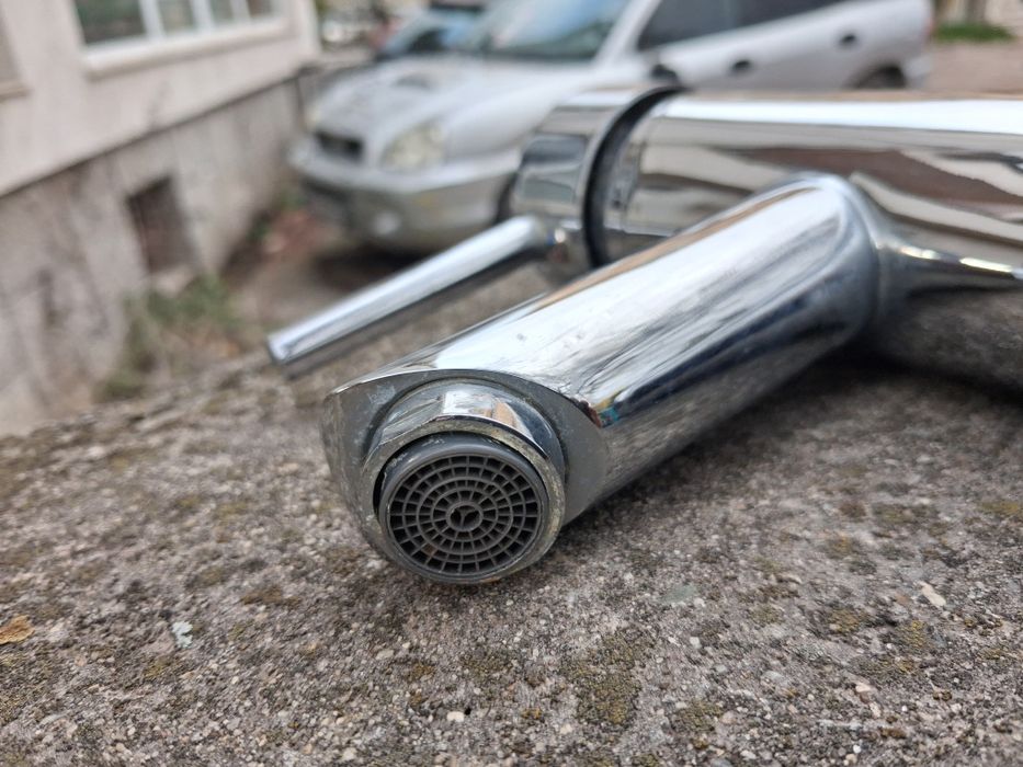 Батерия за мивка стояща