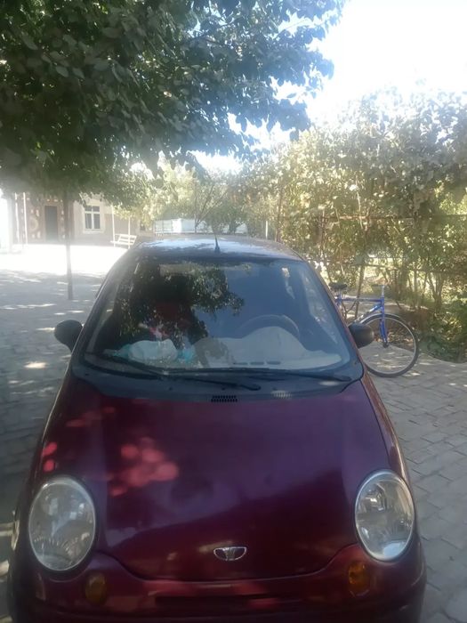 Matiz sotiladi 2500$