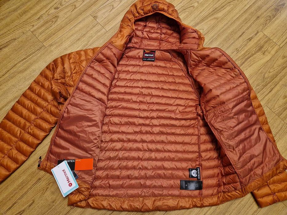 Geaca puf Marmot 800 cuin, masura XL, munte, frig, iarna