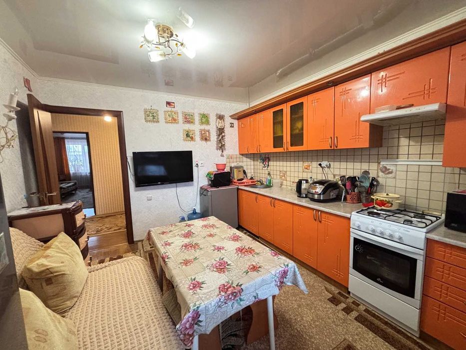 3 комн. в районе военного училища