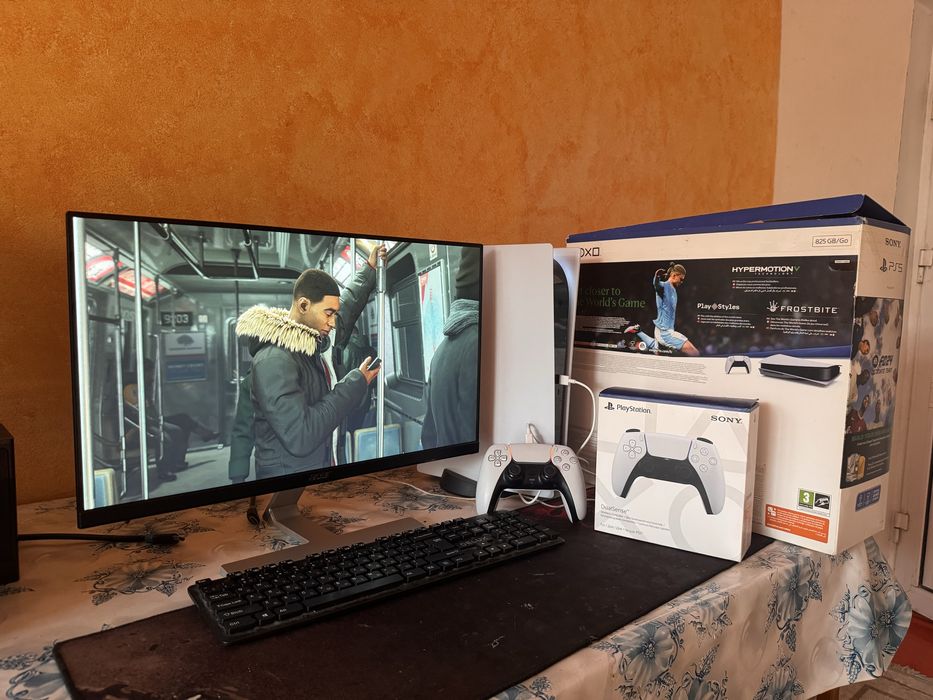 Play station 5 б/у в отличном состоянии!
