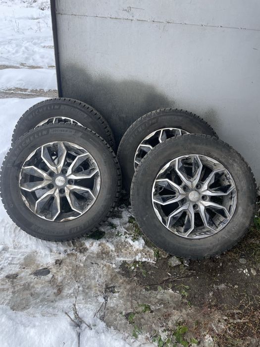 Продам шины с дисками в сборе торг обмен