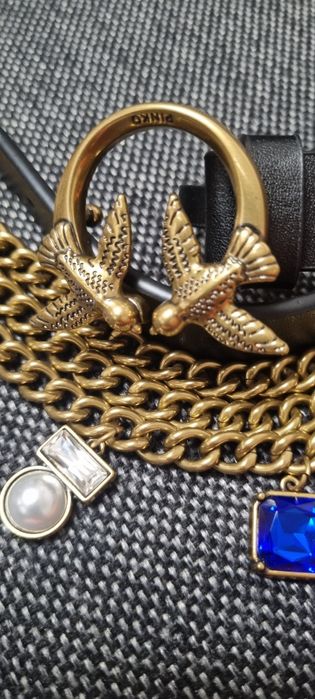 Curea Pinko cu strasuri colorate