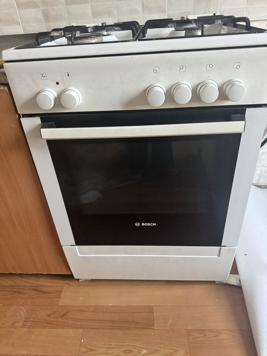 Газовый плита в отличном состояний