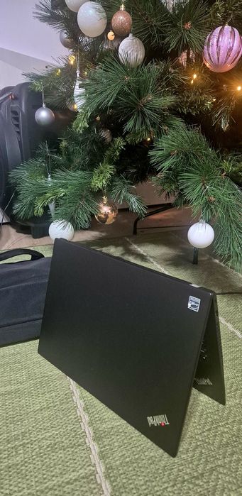 TOUCHScreen Lenovo Thinkpad T14s, i5 gen10, 16 G ddr4,SSD 512 like NEW