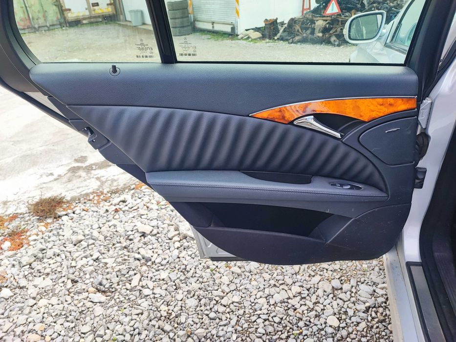 Салон от Мерцедес Е класа W211 фейса комби кожа с подгрев