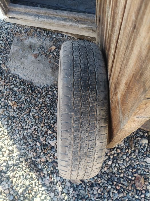 Продам резину 1 шт  на газель размер 16C