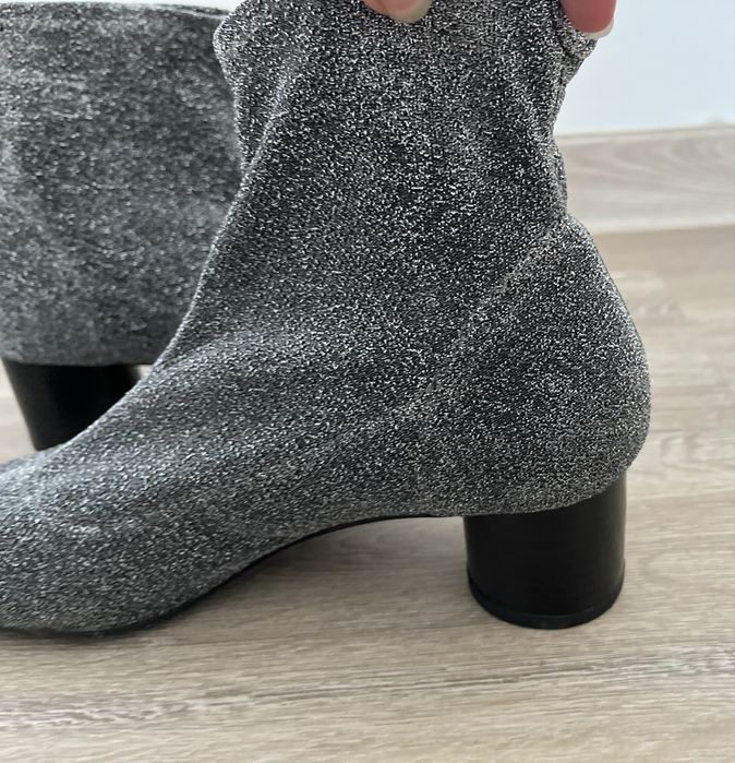 Botine argintii Zara