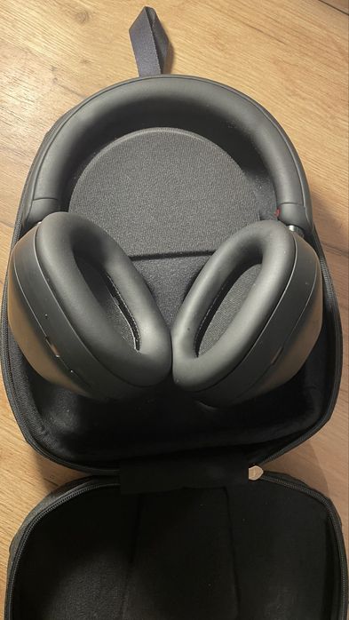 Casti Sony WH-1000XM5