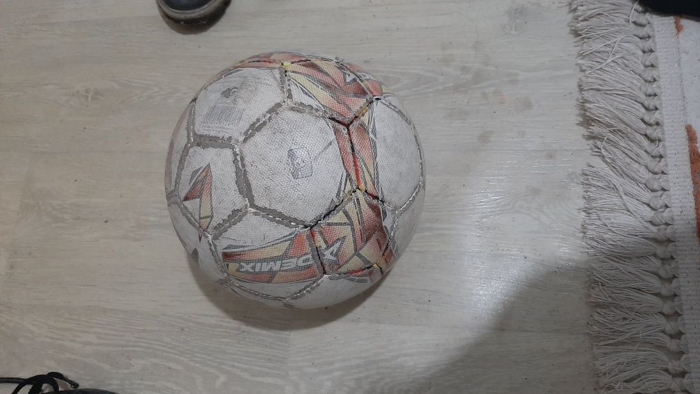 Demix мяч 4 размер