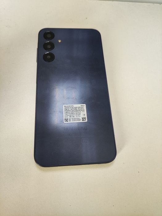 Продам samsung aА25 5G 128 ГБ всё оригинал