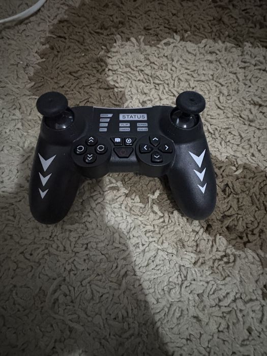 Vand Drona cu camera video 360 grade